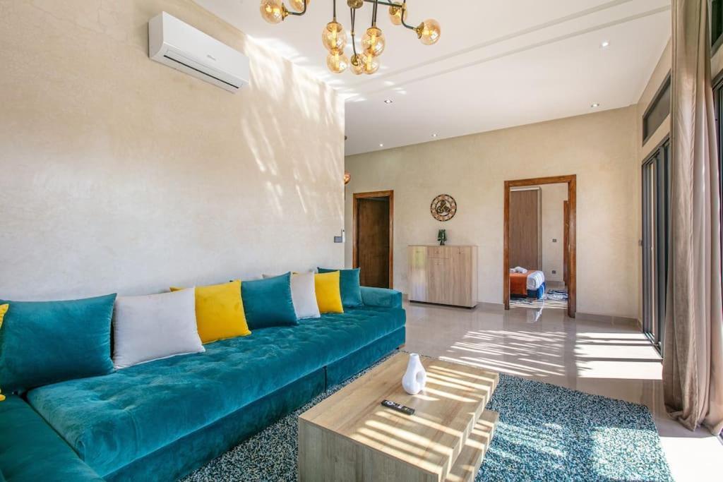 Villa Leila,Piscine , Grand Jardin, Jeux , Cuisiniere Marrakesh Extérieur photo