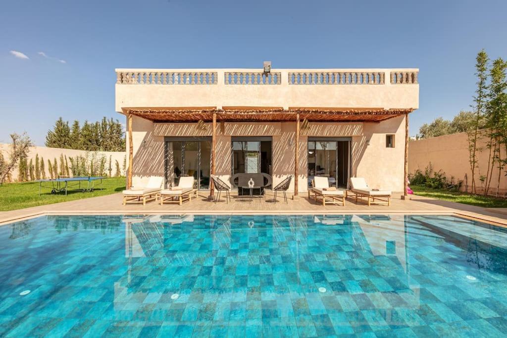 Villa Leila,Piscine , Grand Jardin, Jeux , Cuisiniere Marrakesh Extérieur photo