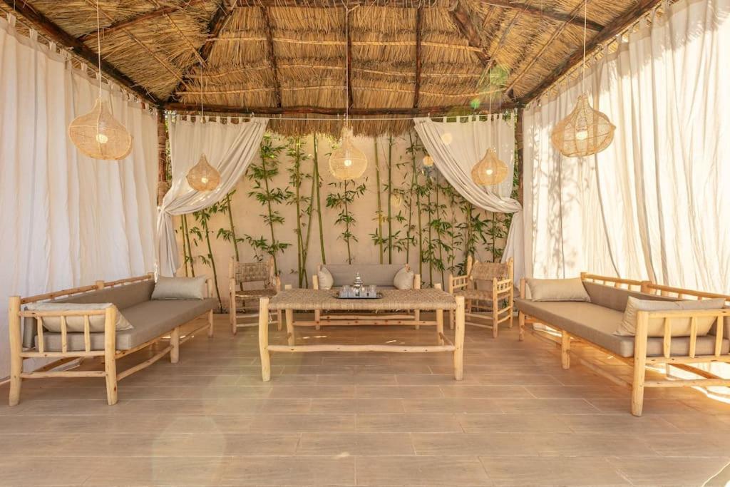 Villa Leila,Piscine , Grand Jardin, Jeux , Cuisiniere Marrakesh Extérieur photo